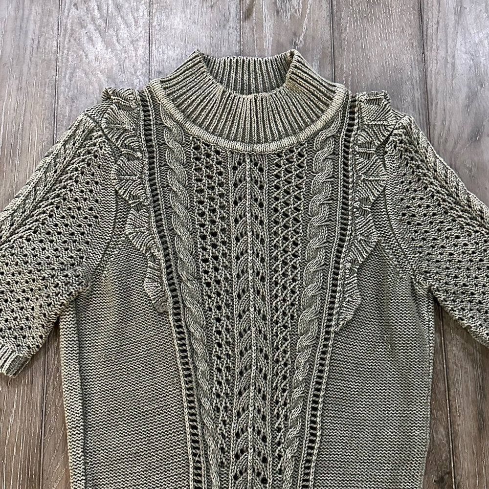 WHBM Sweater - Picture 3 of 9